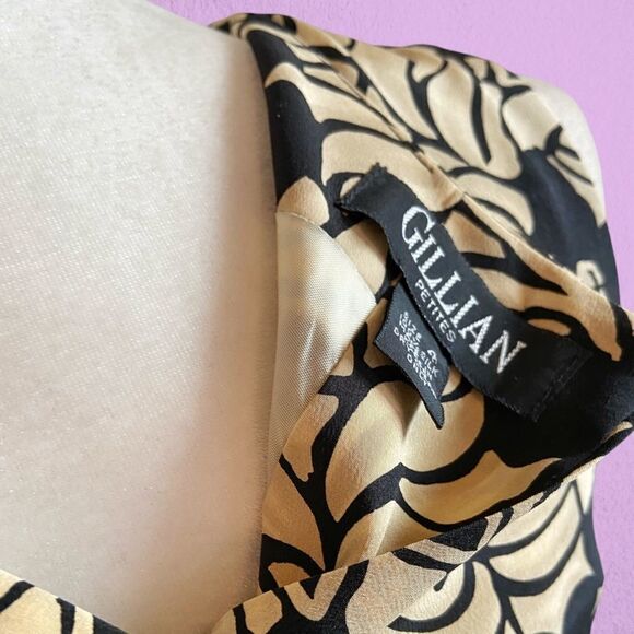 Vintage silk floral print faux wrap dress - Picture 9 of 15